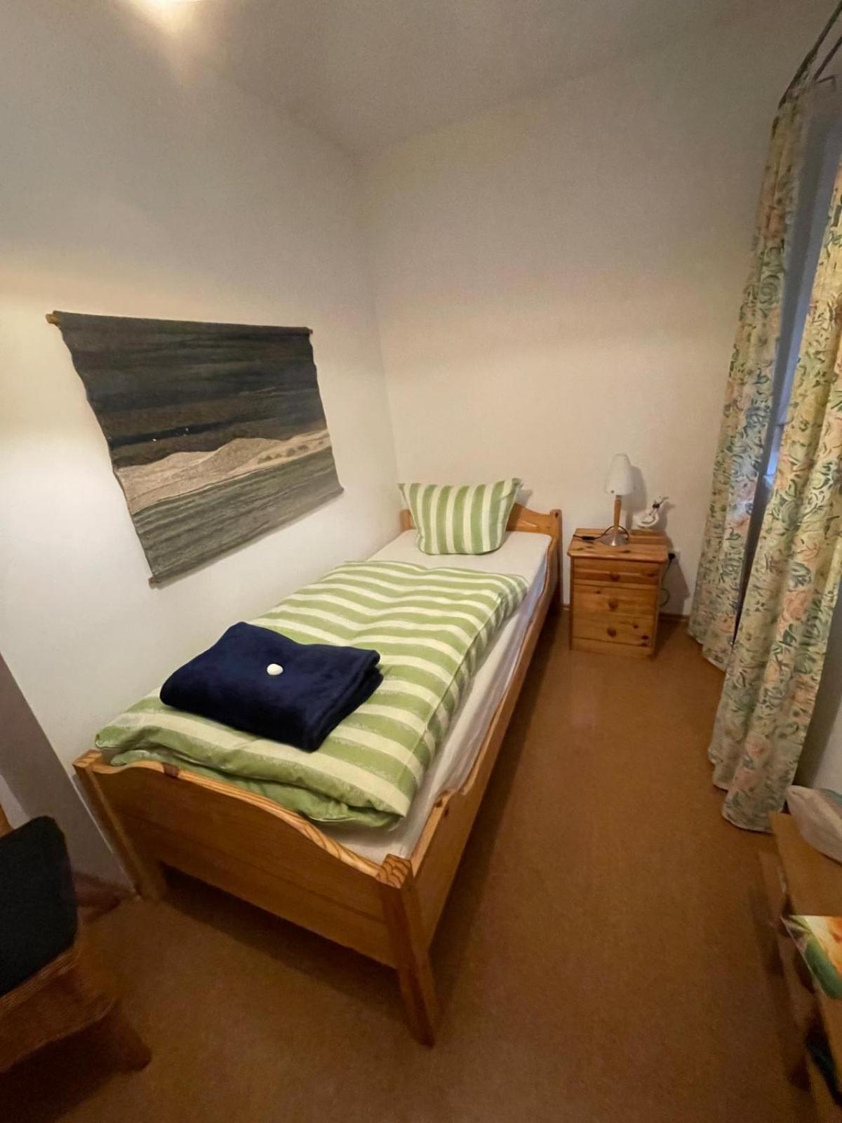 Schoene Ferienwohnung In Bahnhofsnaehe Fuer Urlaub, Studium Oder Arbeit Deggendorf Ngoại thất bức ảnh